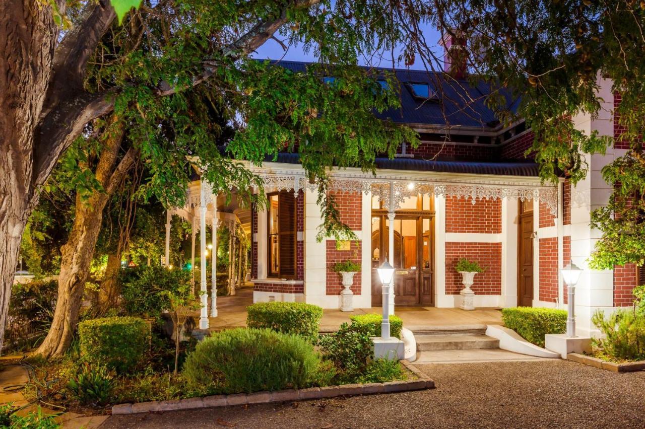 Roosenwijn Guesthouse Stellenbosch Exterior photo
